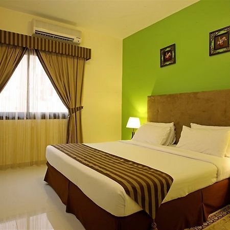 Hyde Park Hotel Дубай Экстерьер фото