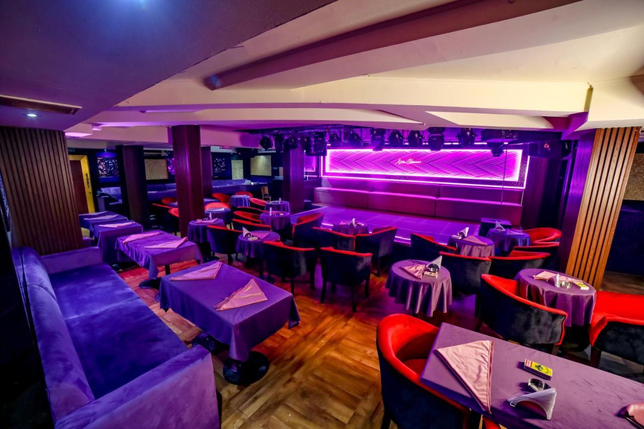 Hyde Park Hotel Дубай Экстерьер фото