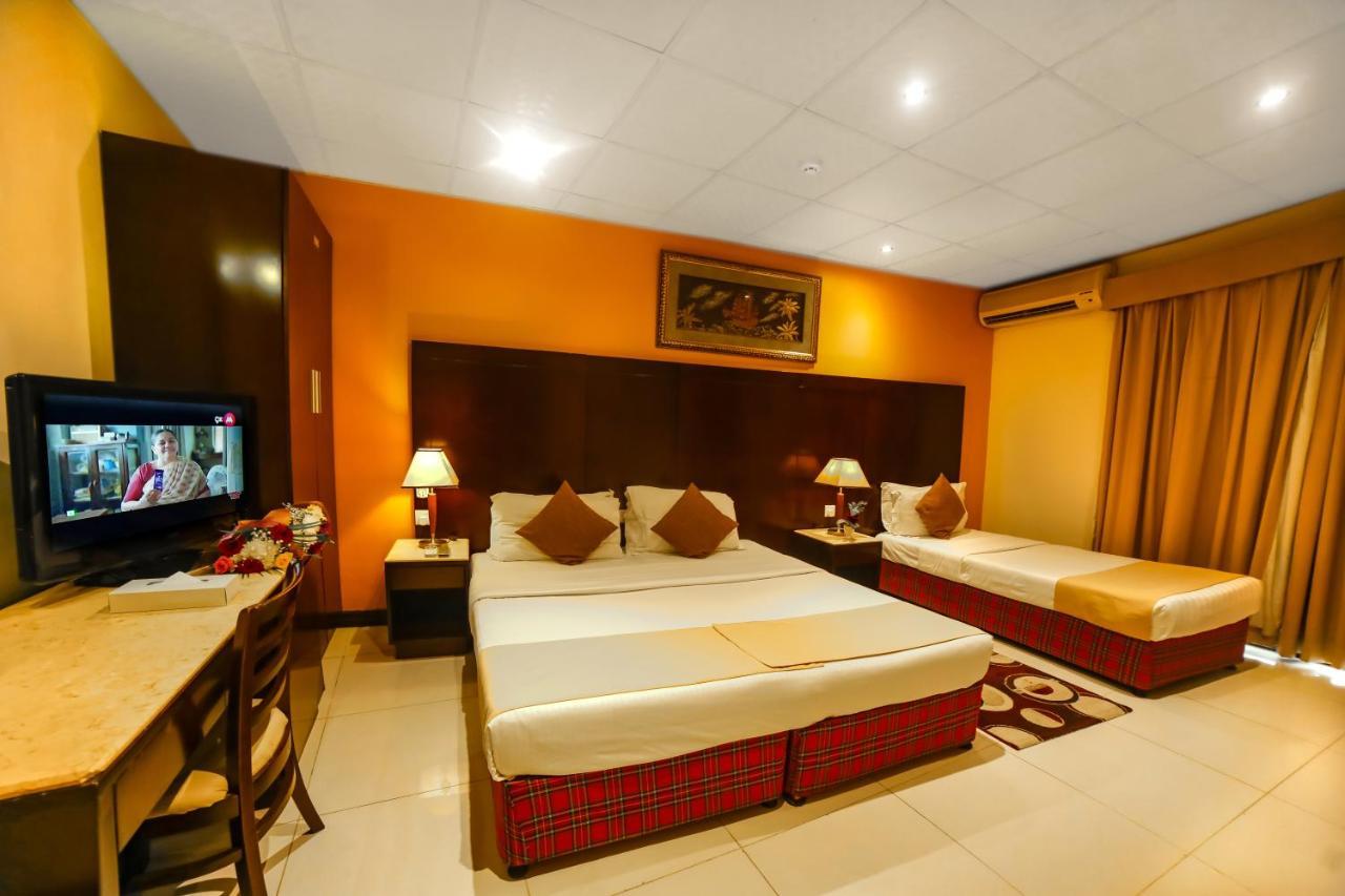 Hyde Park Hotel Дубай Экстерьер фото