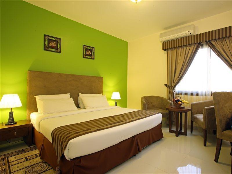 Hyde Park Hotel Дубай Экстерьер фото